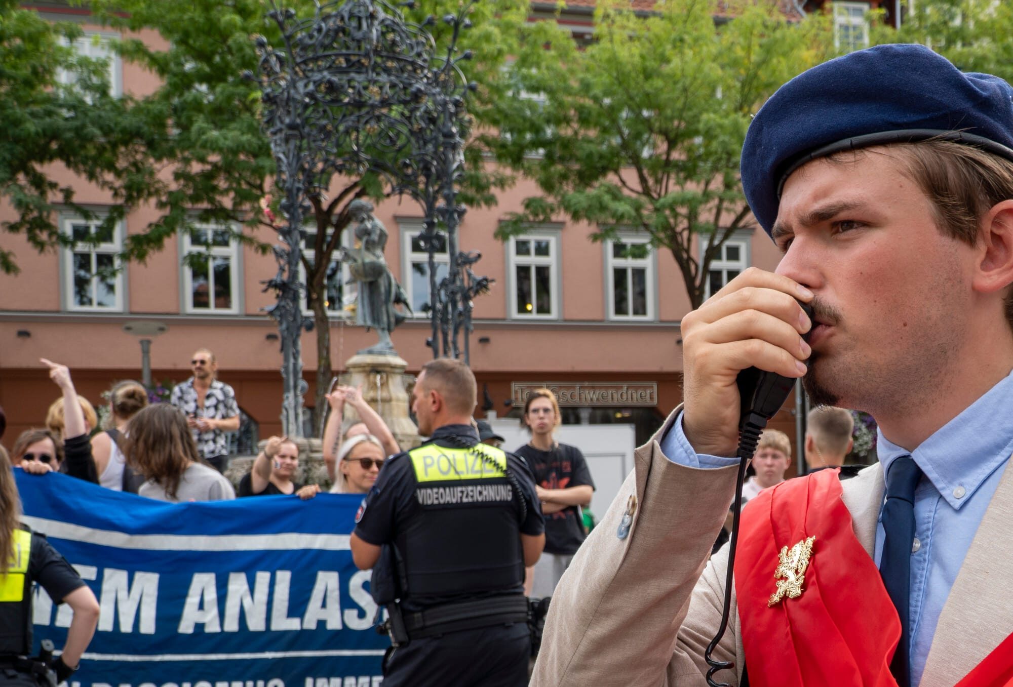 12 policajtov zranených pri ochrane pro-liferov v Nemecku – kam nás môže zaviesť neprejavený tichý súhlas s ochranou života